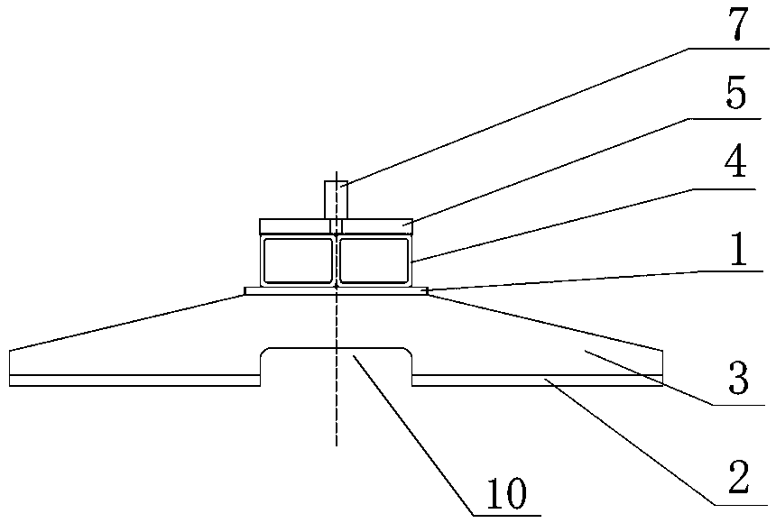 A method of using special tooling to locate the catenary to overhaul the side bearing plate of the main frame of the train