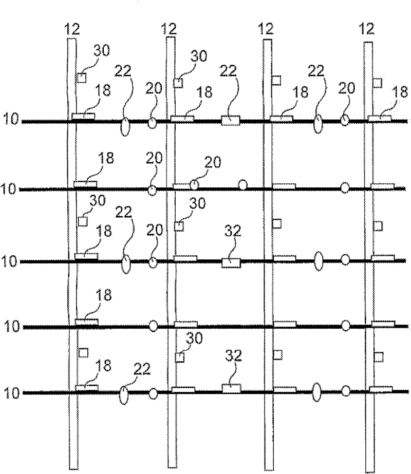 Fuselage structure for the combined fastening of an insulation mattress and devices, and aircraft including such a structure