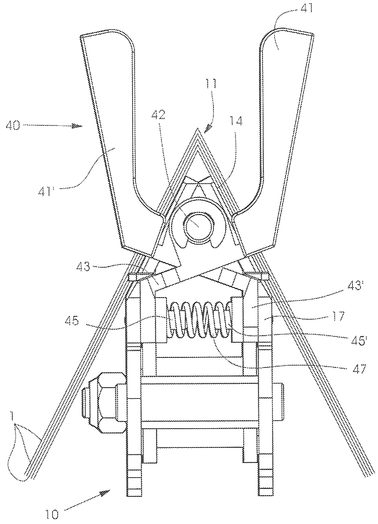 Driving element and saddle chain