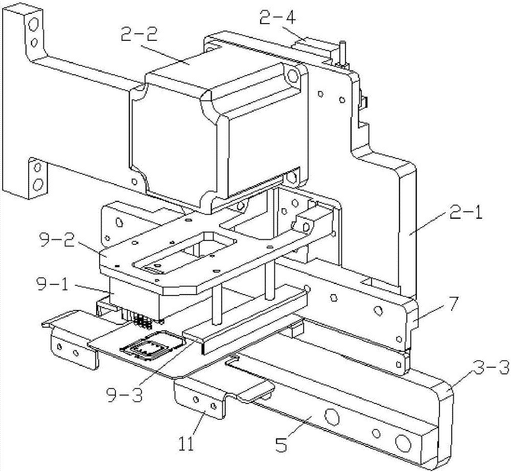 Card read-write and transmission system in self-service card receiving machine