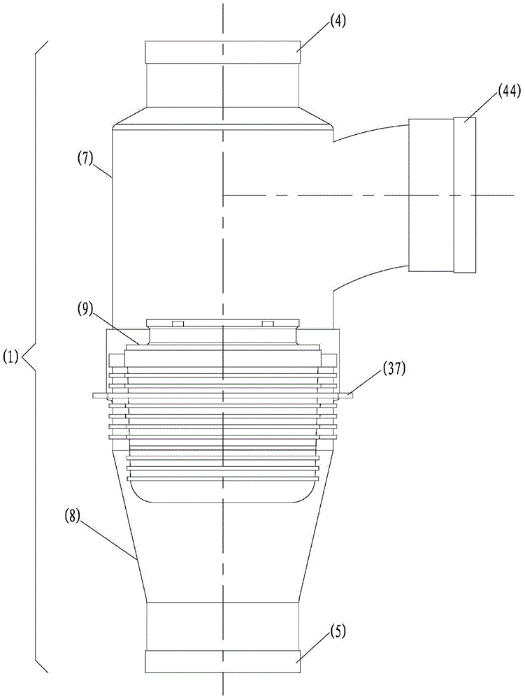 A capacity-expanding drainage collector for building toilets