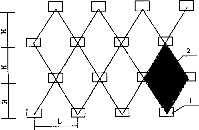 Sill-free sublevel caving method with drift space greater than sublevel height