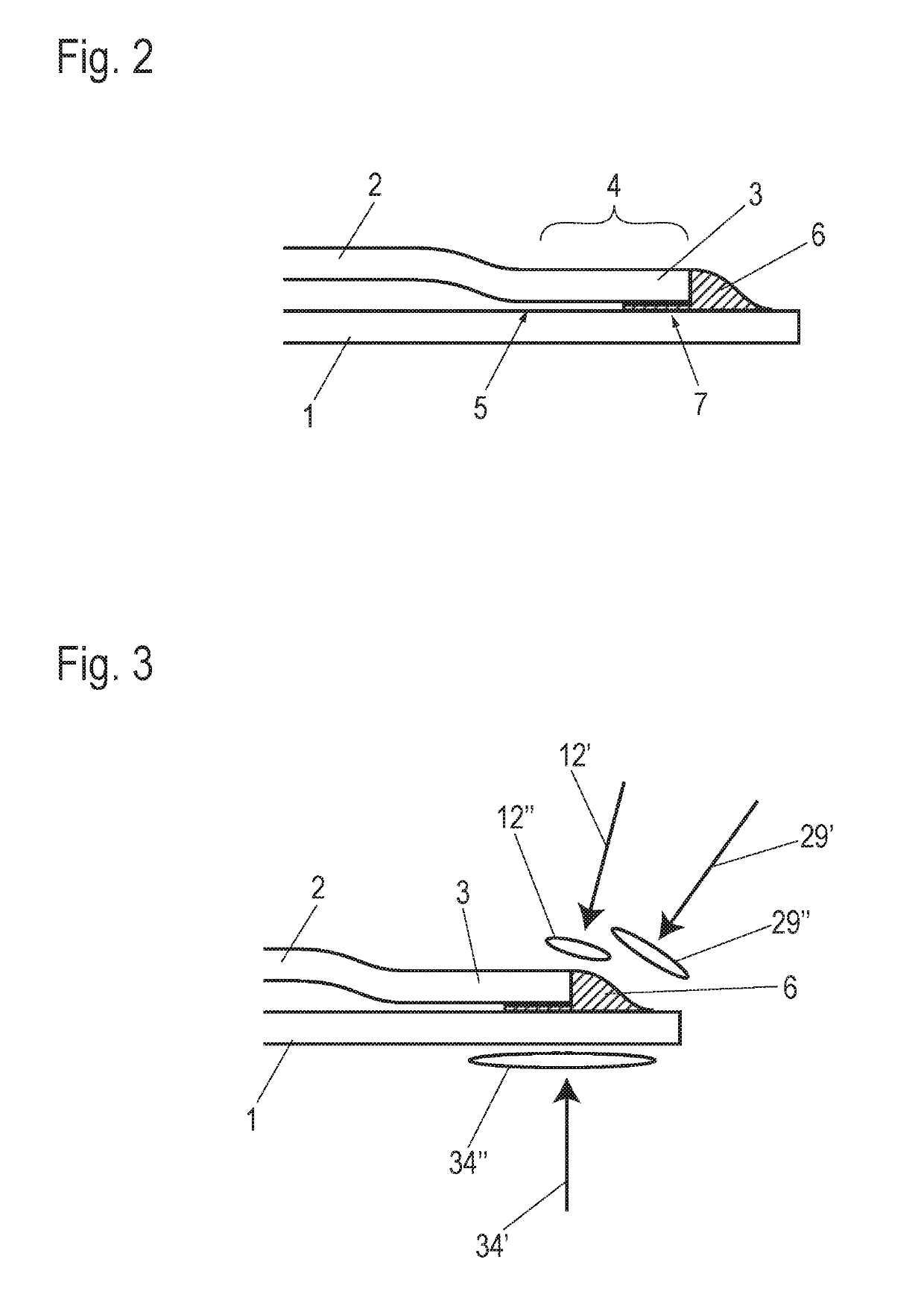 Method and device for sealing a joint gap