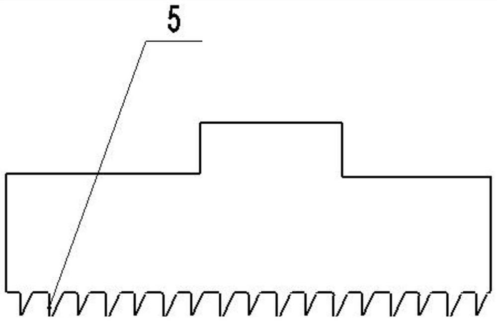 Labyrinth sealing structure