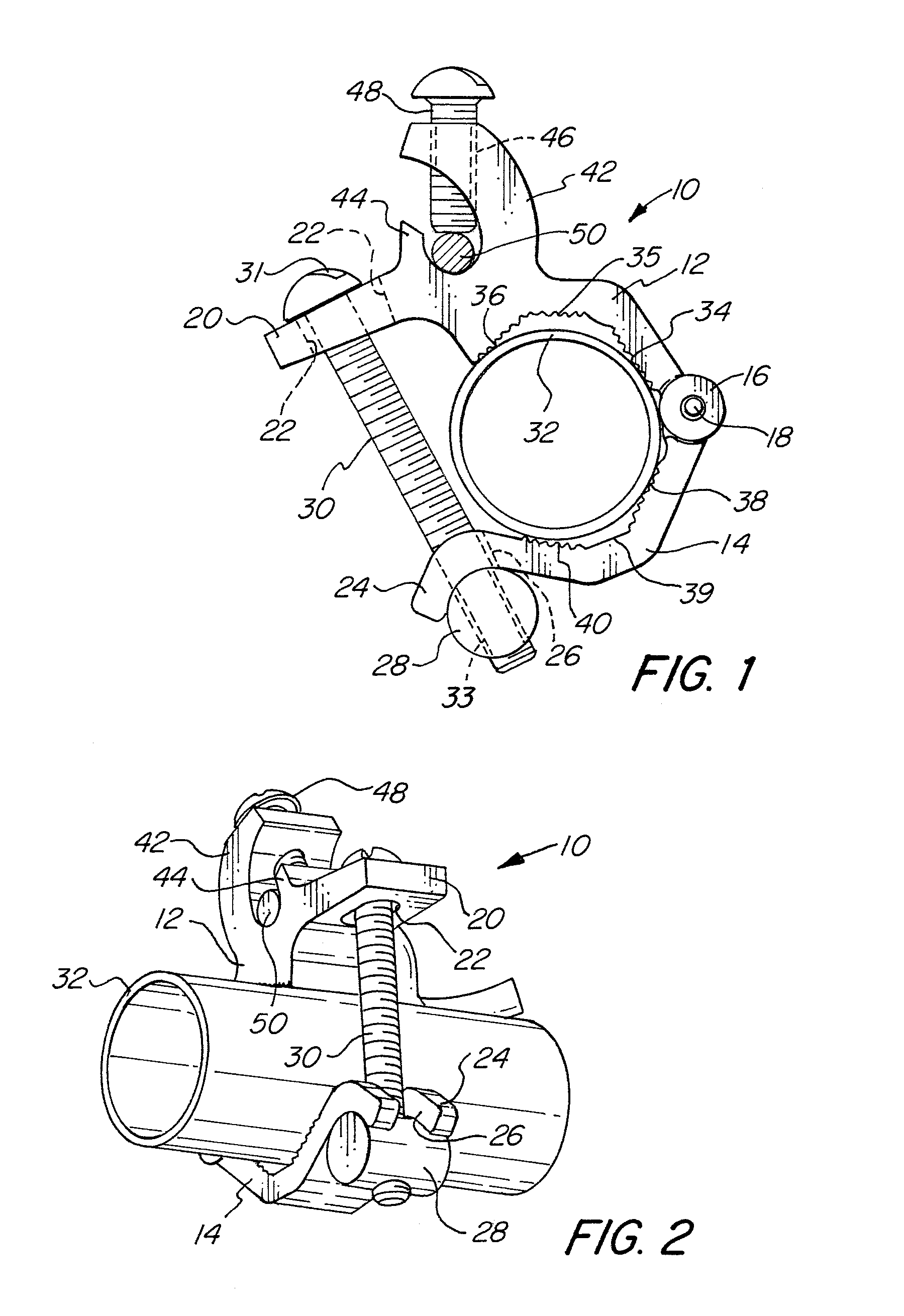 Electric ground clamp with pivoted jaws and single attached adjusting bolt and terminal block