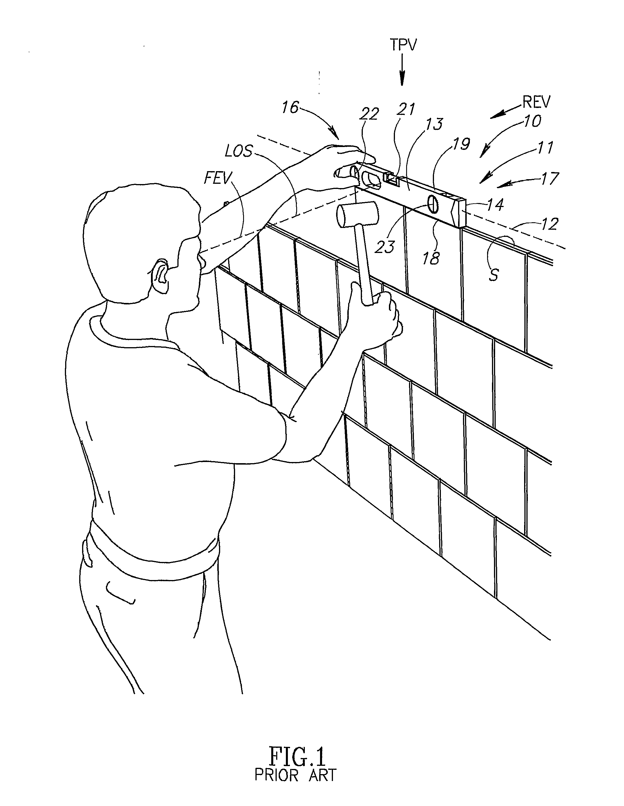 Spirit level having horizontal bubble vial with improved bubble visibility