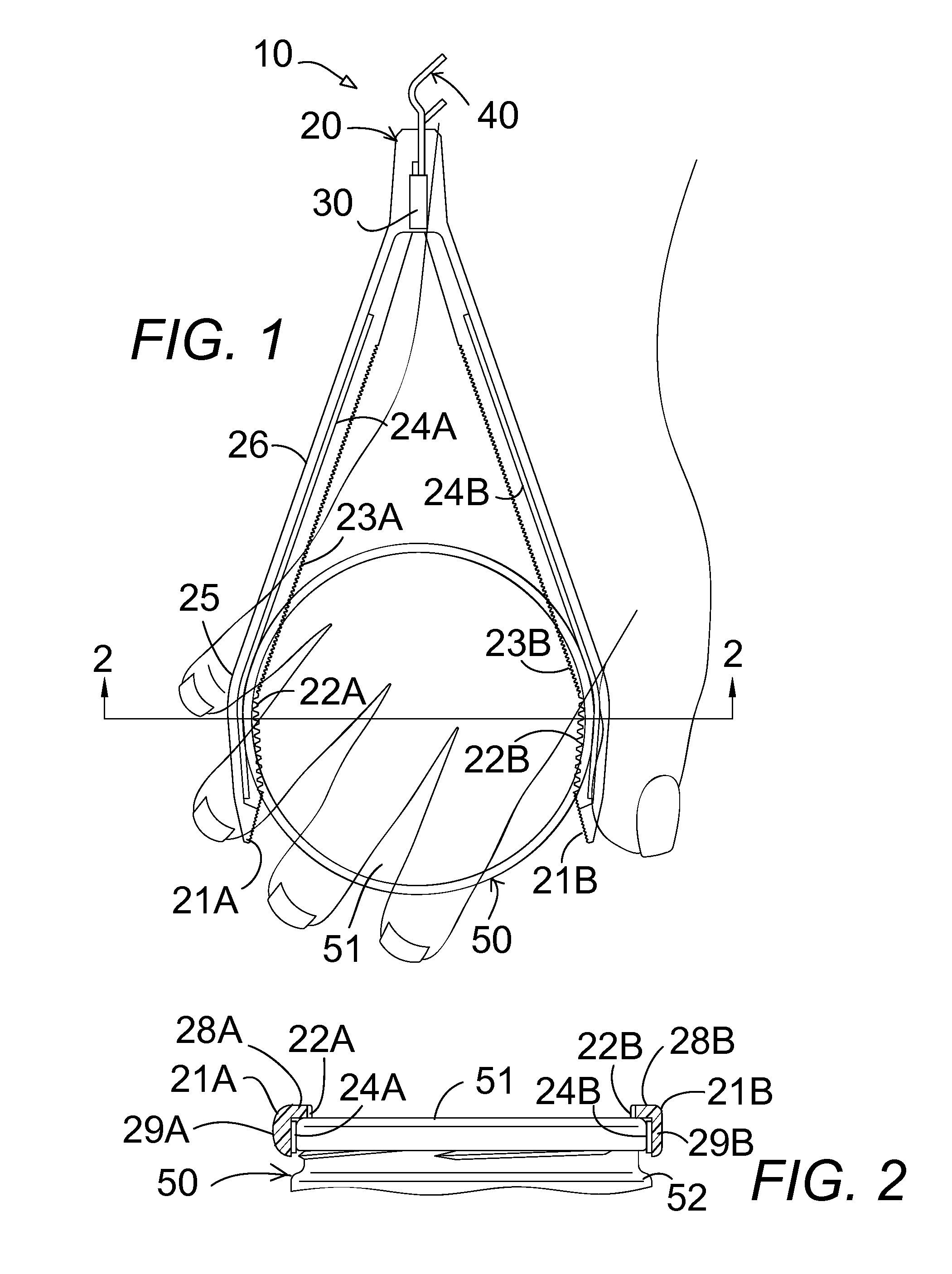 Lid opening tongs with torque arm