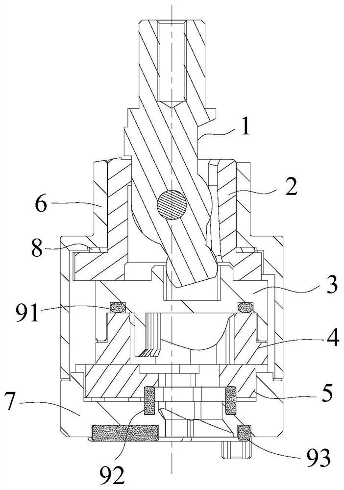 A large flow ceramic water mixing valve