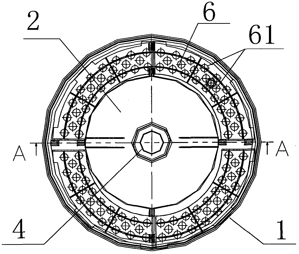 Large-scale poultry water fountain