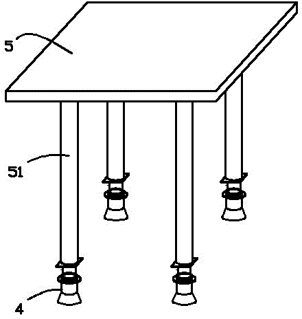 Adjustable supporting leg