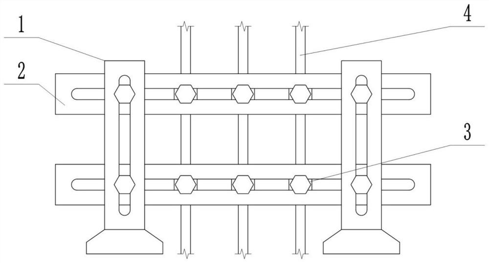 Auxiliary device for controlling installation spacing of steel bars