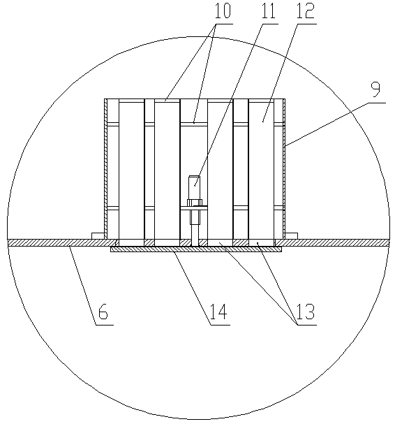 Anti-blocking and flying-dust-free type cement transfer tank for highway construction site