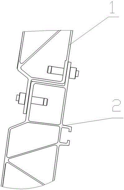 Floating car body and assembly method for 100% low-floor tram