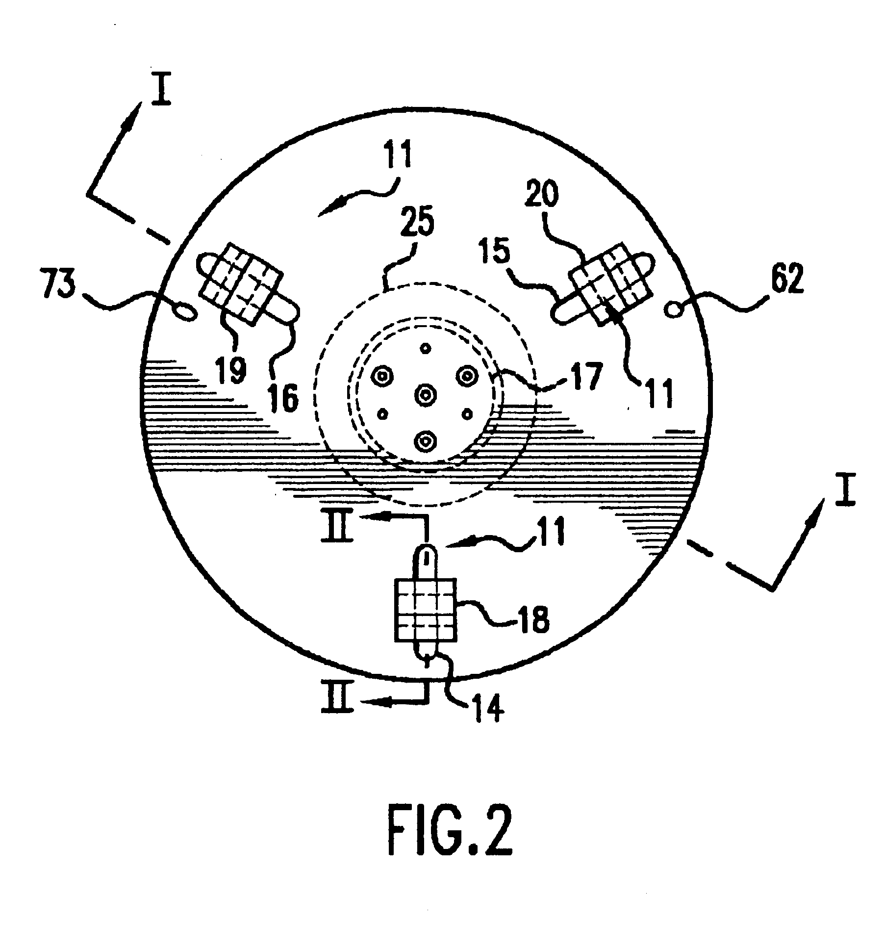 Powered turntable with universal, self-adjusting chuck for holding auto wheels and the like for polishing