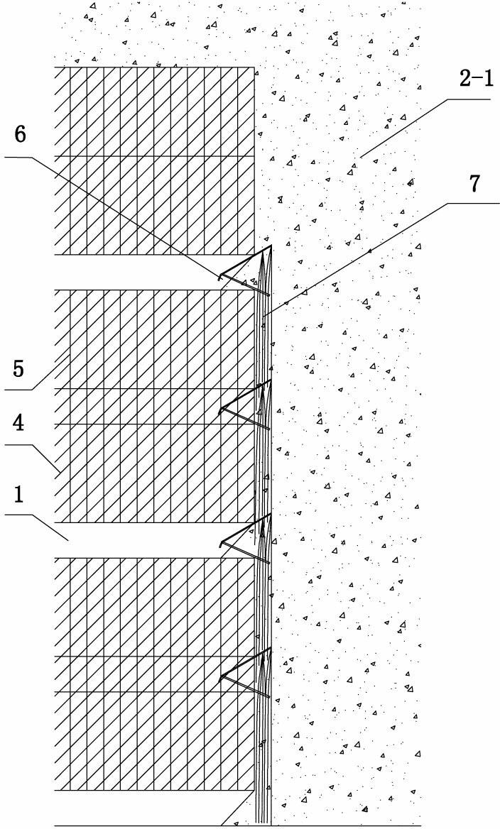 Top-filled pillarless vertical end-wall sublevel caving method extraction technique