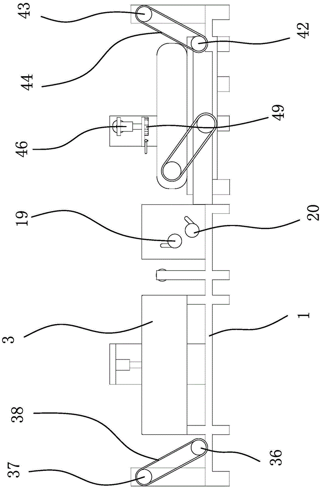 A kind of denim fabric processing equipment with frying snowflake device