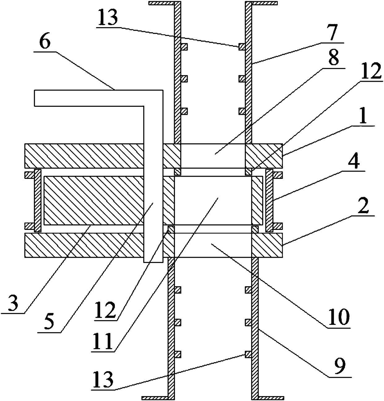 Anti-clamping flushing-resistance material door and use method thereof