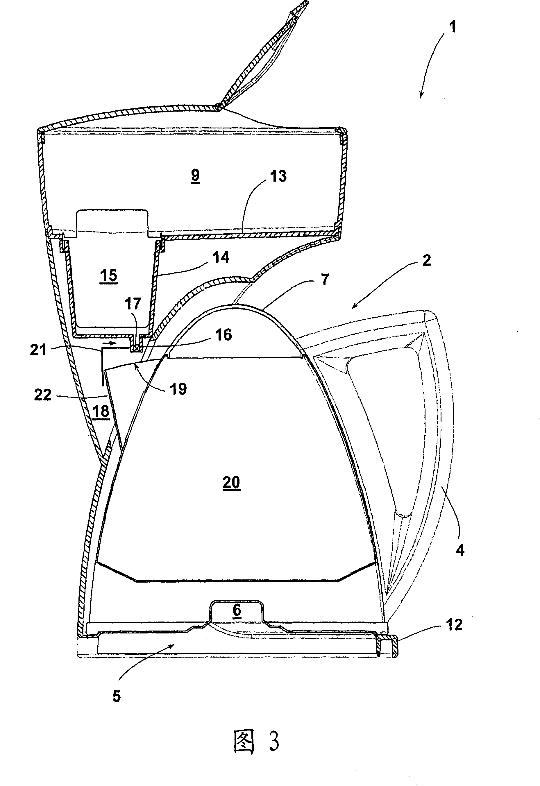 Water boiling device and filter device therefor