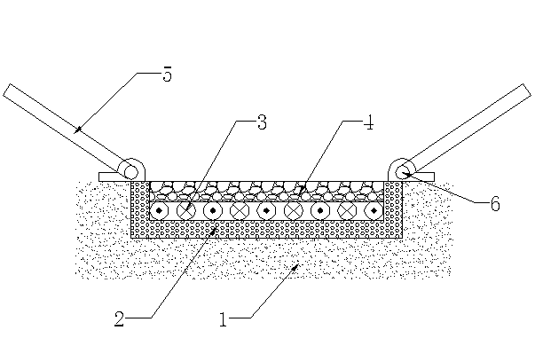 Thermal insulation type automatic snow removal runway