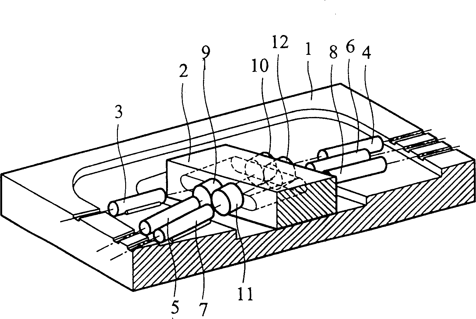 Z-shaped multiplexer for wavelength divisions