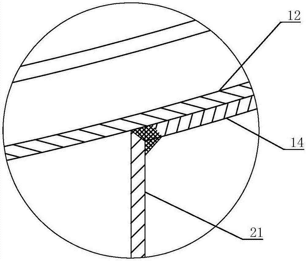 Interlayer lead-out structure for low-temperature container