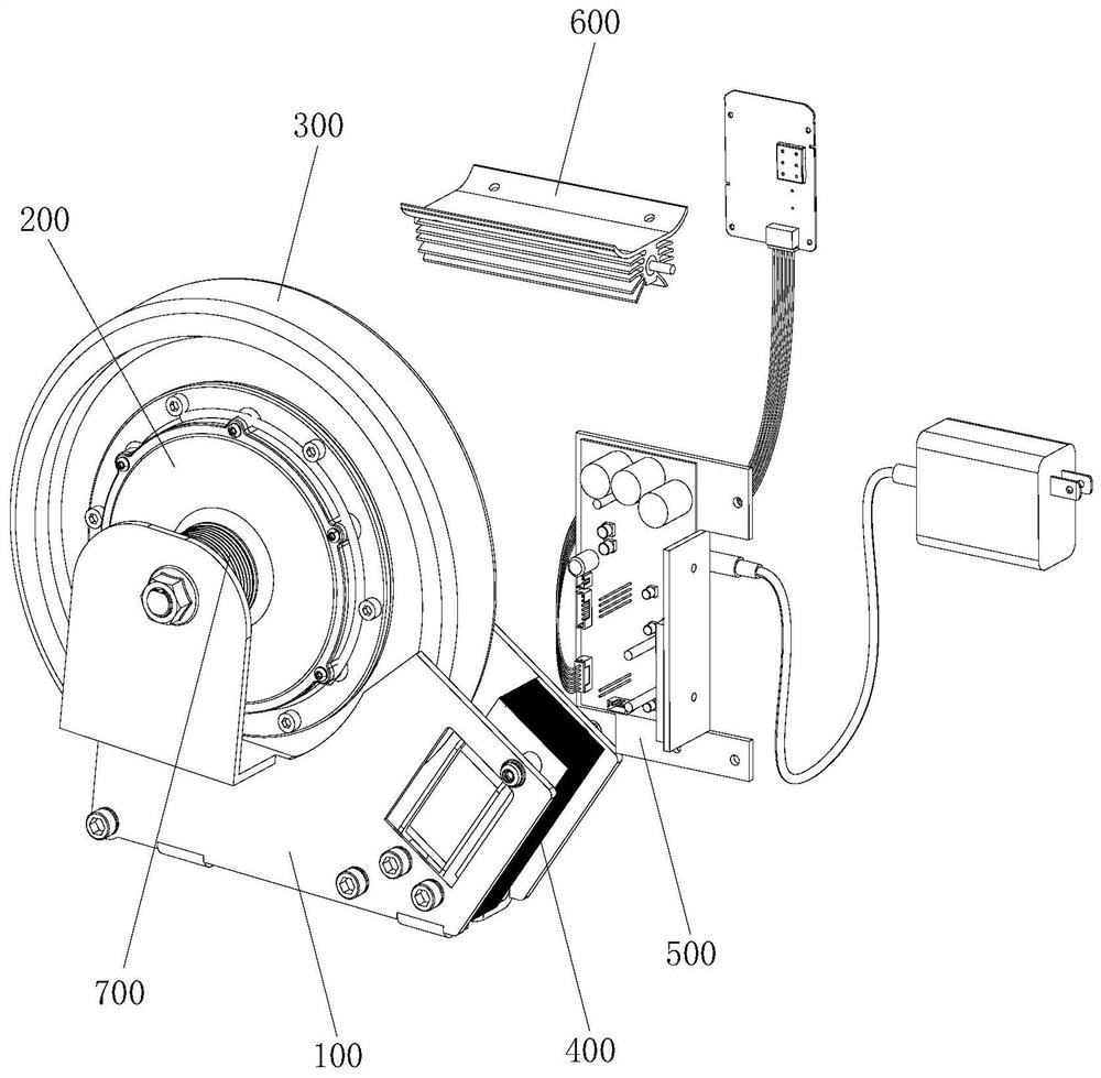 Cooperative damper for sports equipment and working method thereof