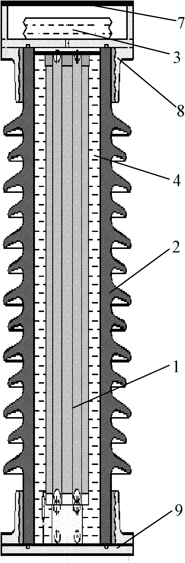 External-expander capacitive voltage transformer and vacuum treatment method thereof