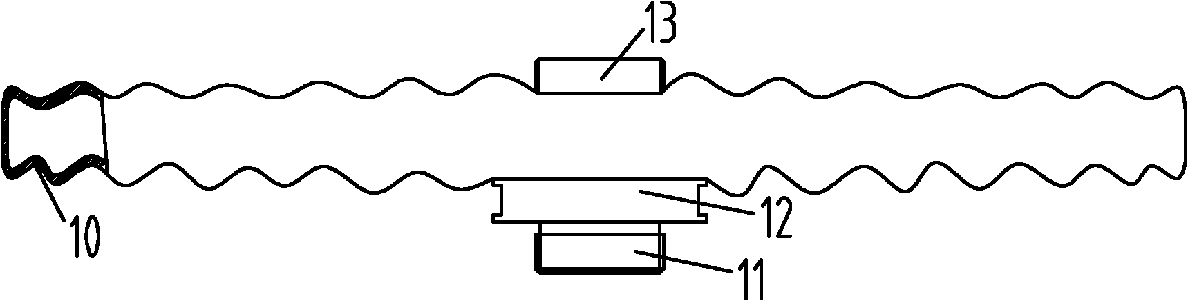 External-expander capacitive voltage transformer and vacuum treatment method thereof