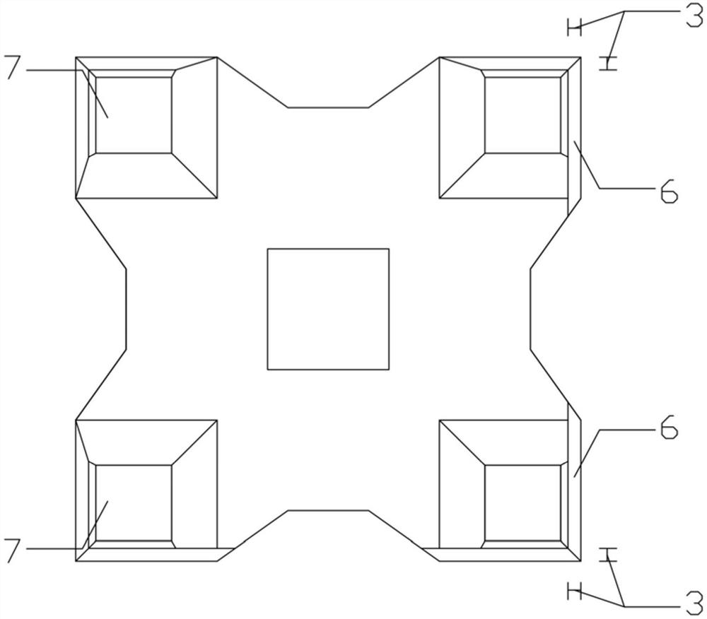 Four-foot hollow square block with inclined side walls and construction method thereof