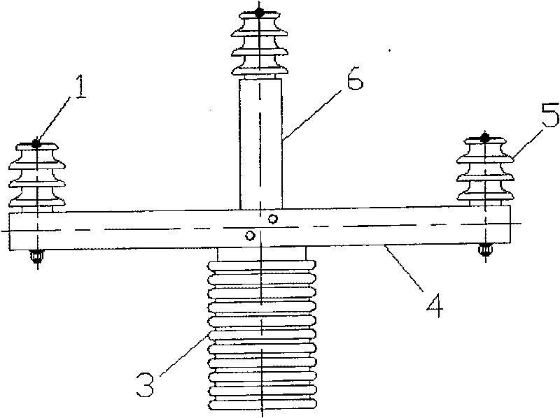 Insulation tower head for power distribution network overhead line