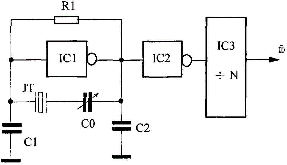 Double half-bridge injection phase-locked power combining electrodeless lamp