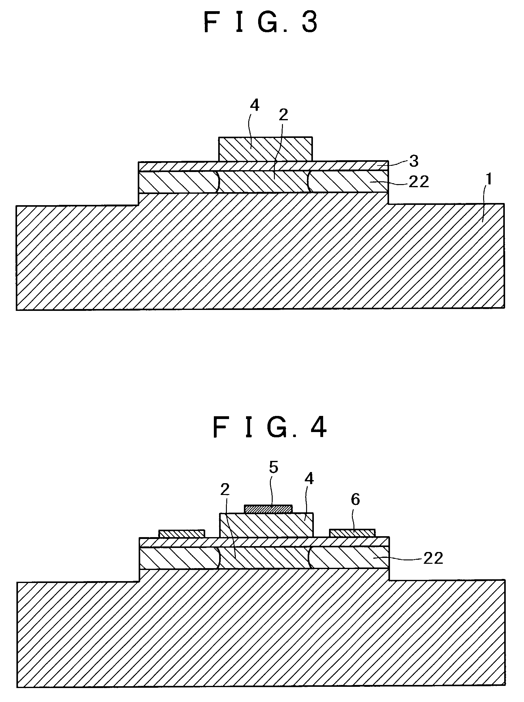 Semiconductor device with high structural reliability and low parasitic capacitance