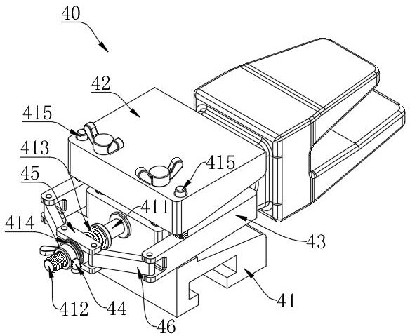 A bucket tooth connecting seat welding device