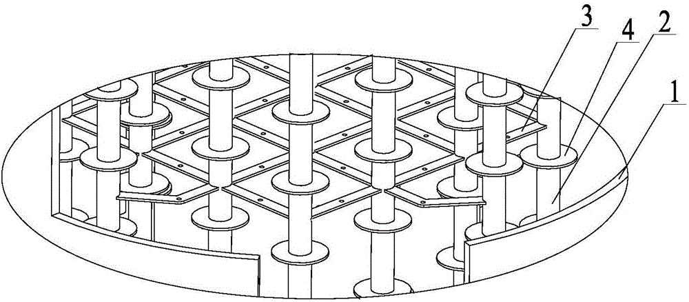 LNG (Liquefied Natural Gas) storage tank rollover suppression device