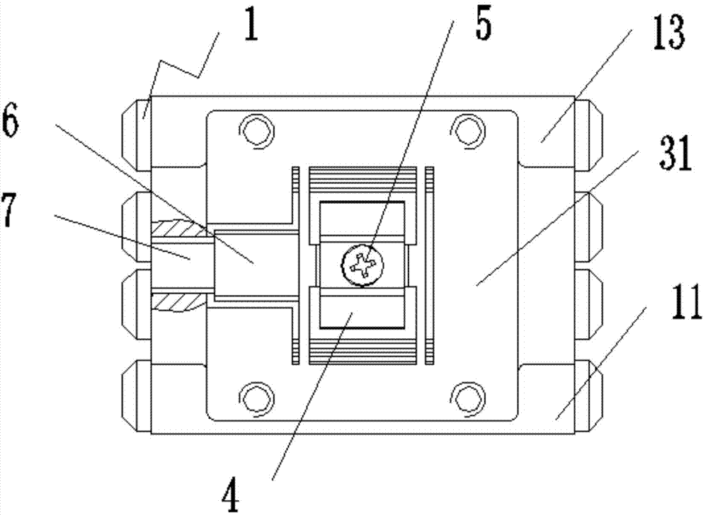 Bottom pre-tensioning type stick-slip driving cross-scale precision motion platform