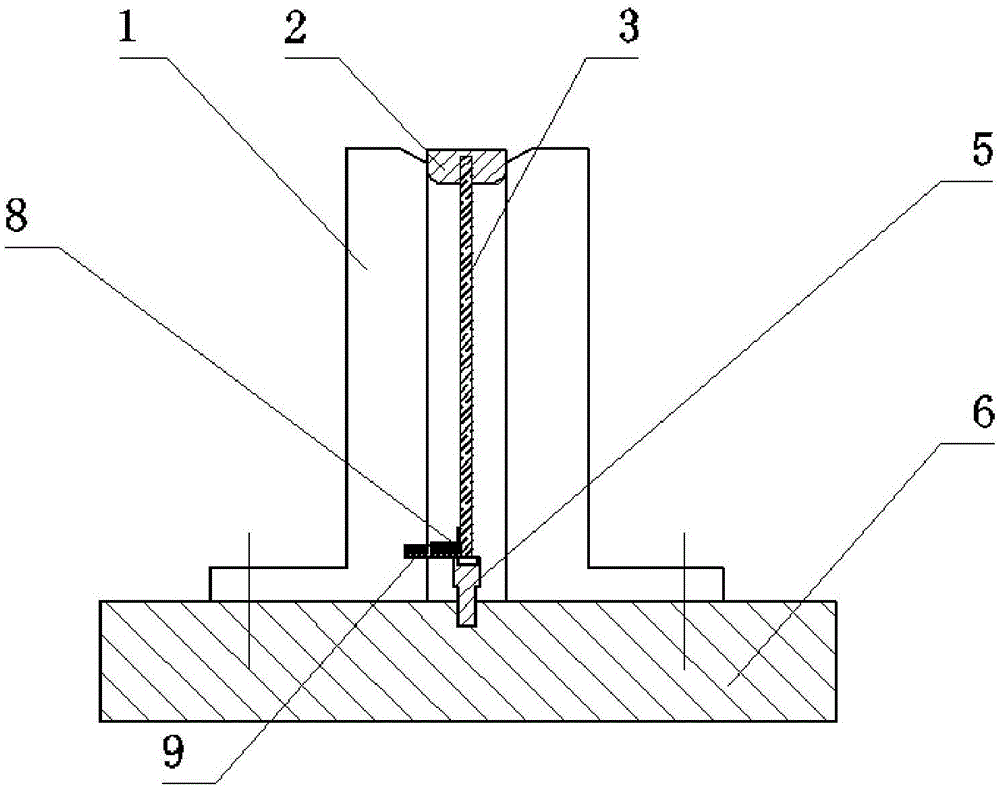 Solid propellant flame segmentation device