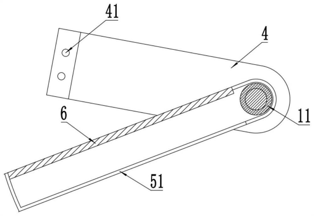 Adjustable conveying device for conveying automobile parts