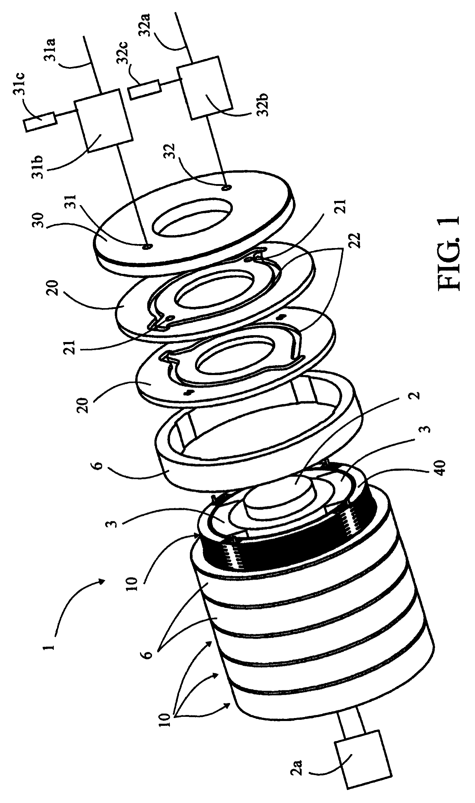 Process and apparatus to increase the temperature gradient in a thermal generator using magneto-calorific material