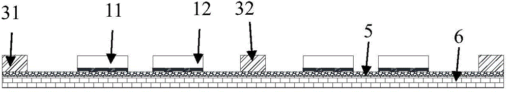 Reconstruction wafer structure with bared chip back and manufacturing method thereof