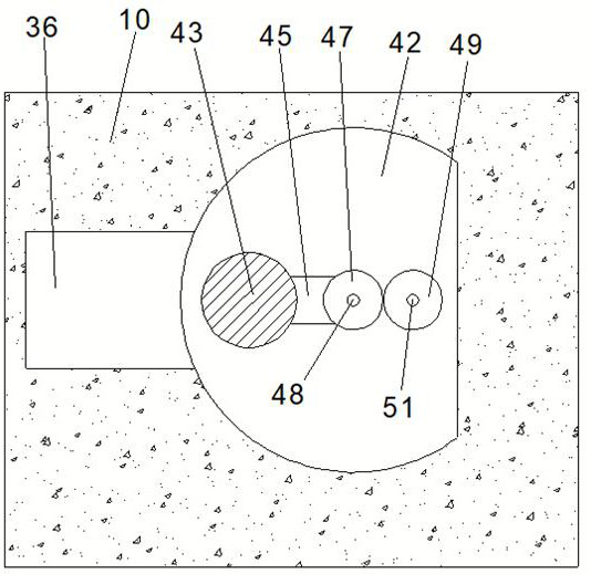 A device for extracting and concentrating traditional Chinese medicine