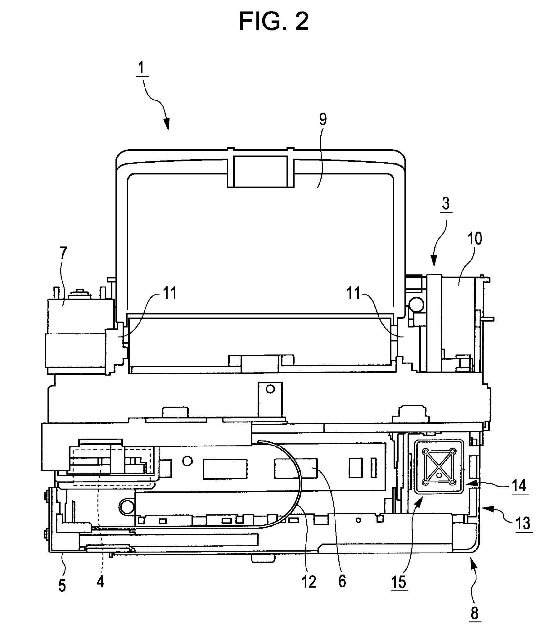 Fluid ejecting apparatus and method of controlling same