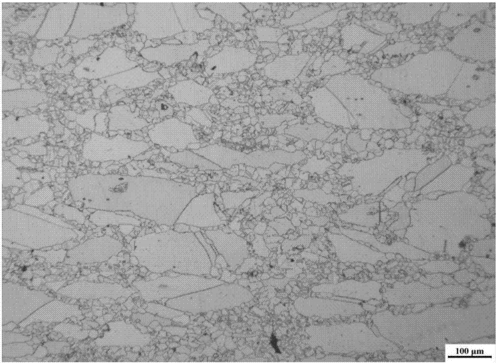 Manufacturing method for producing high-temperature alloy GH4169 fine-grained bar through combined high-speed and radial forging