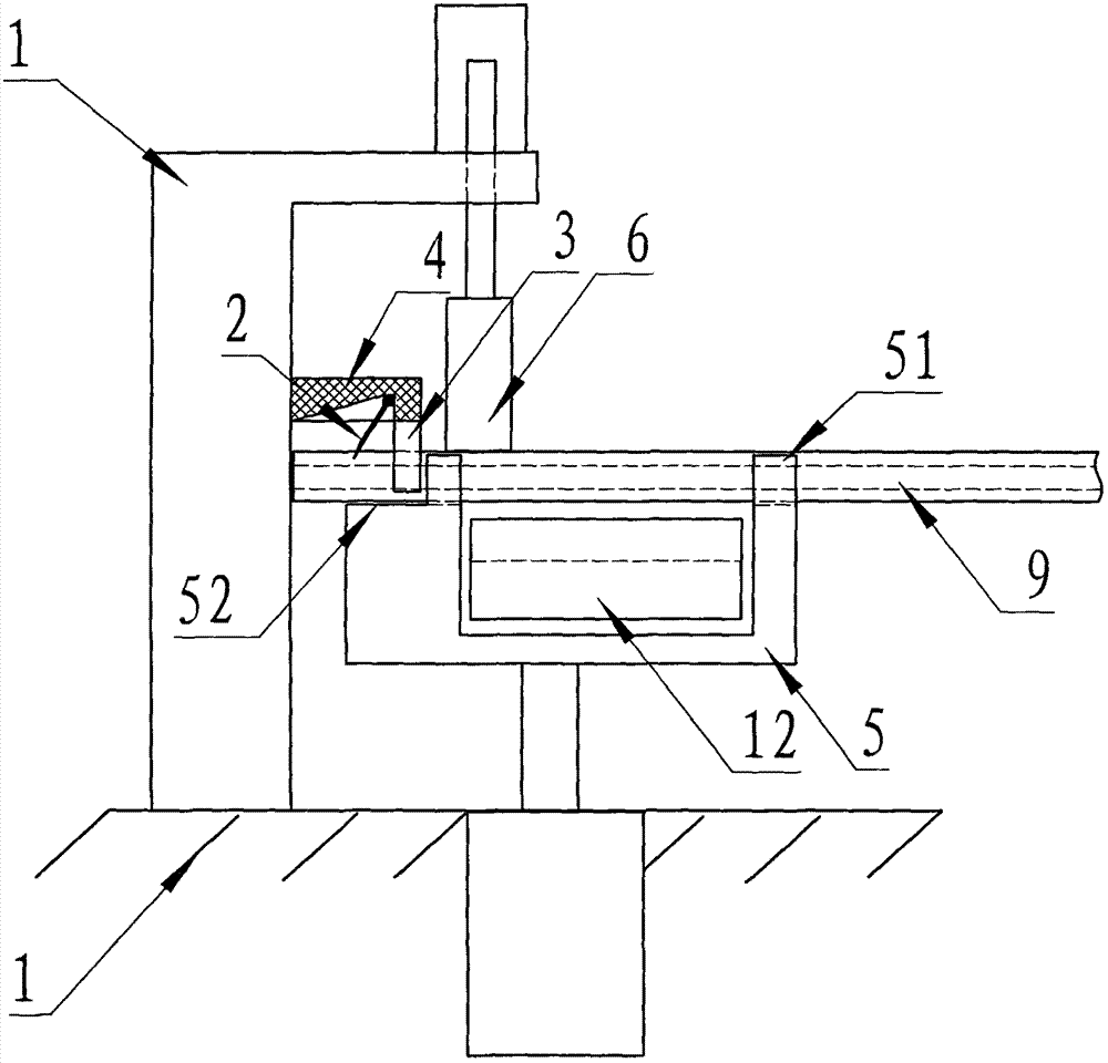 Hose feeding self-locking and conveying device of hose assembling machine