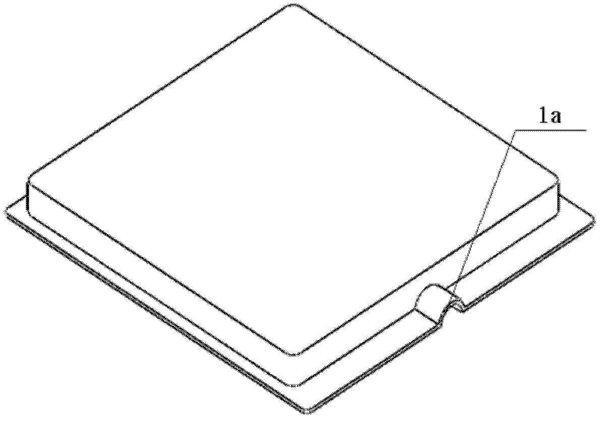 Vapor chamber having support posts with inner-sintering structure