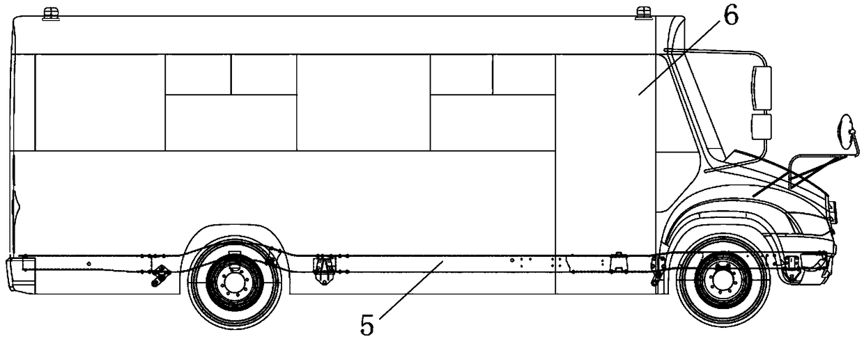 A bearing type special school bus full-enclosed ring whole vehicle structure