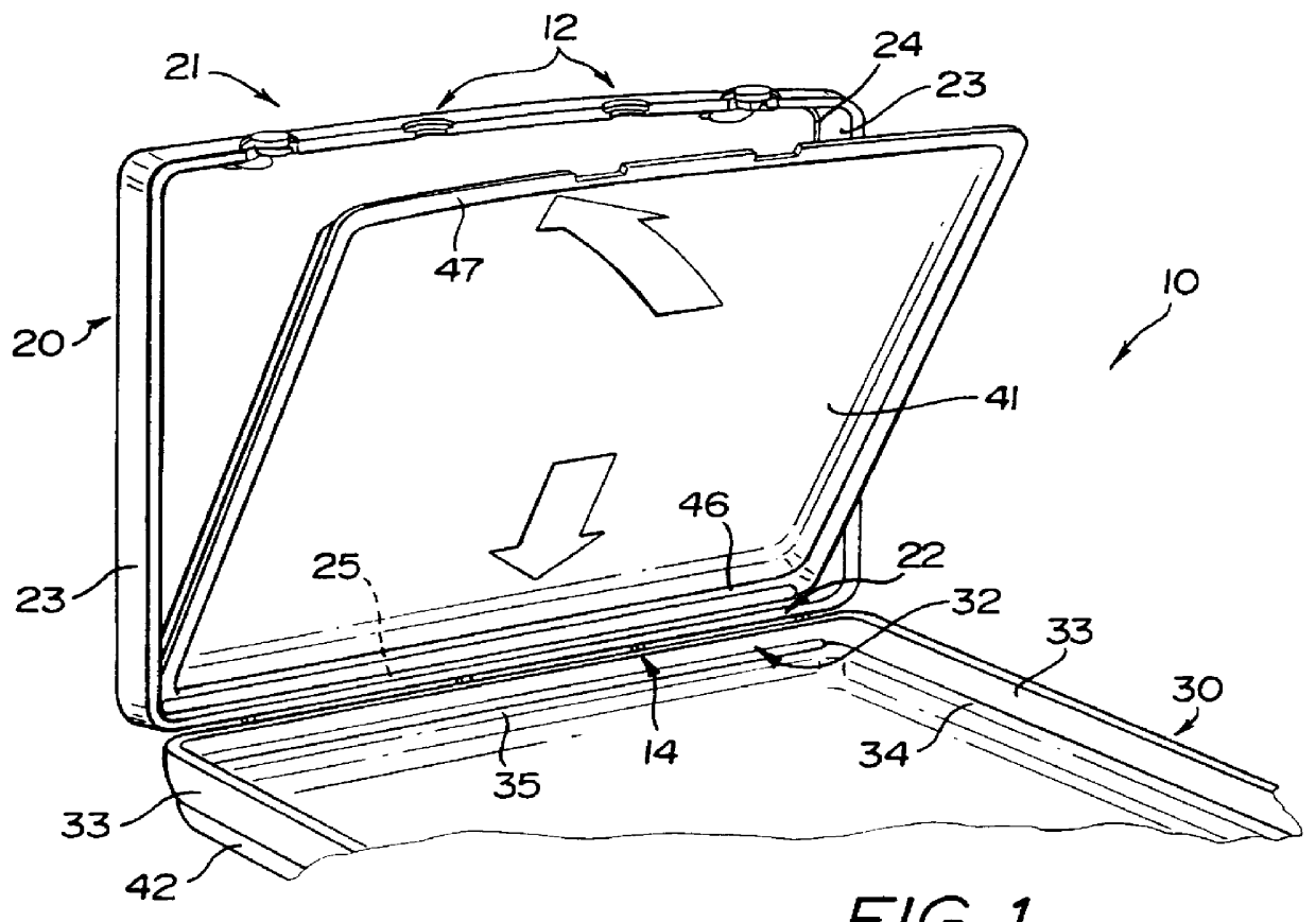 Suitcase with variable capacity