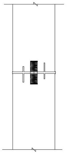 Reinforcing and vibration reducing fabricated wall connecting structure and mounting method thereof