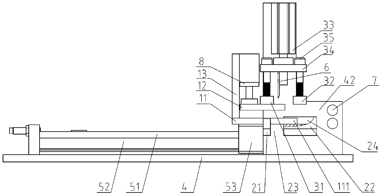 Film feeding mechanism of storage battery wrapped cell feeding slot machine