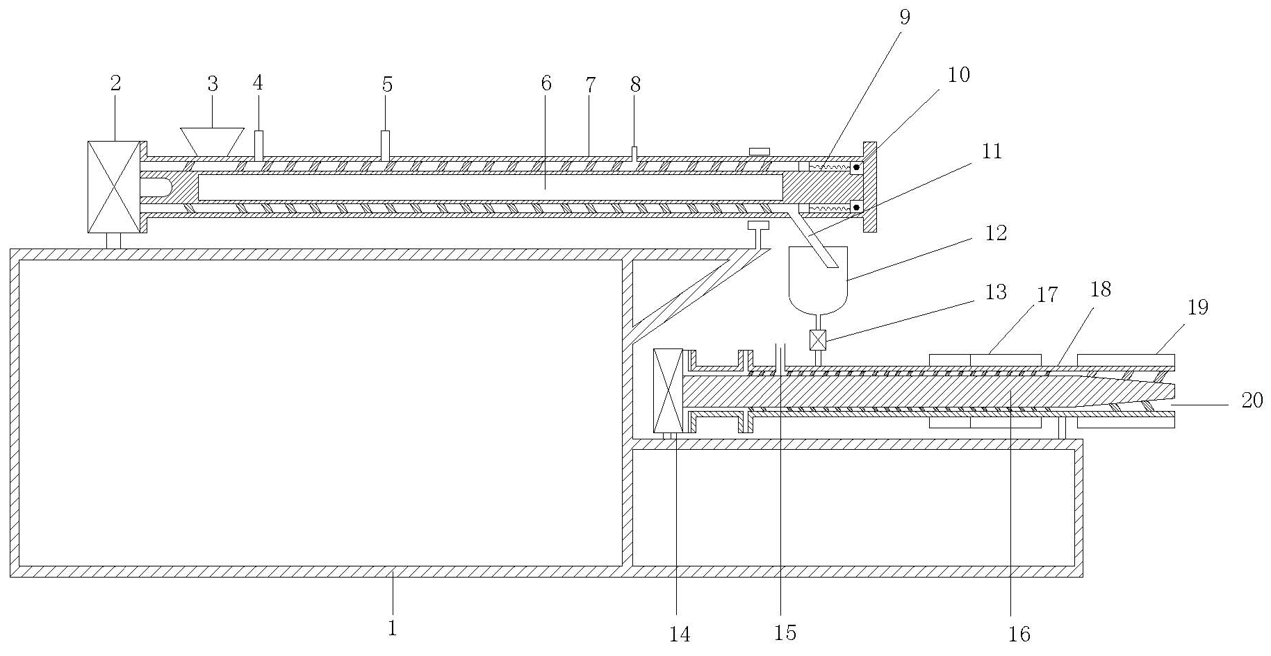 Method for producing powder caramel color through combination of spiral conveyer and extruder