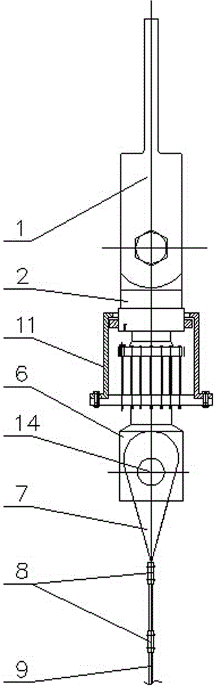 An anti-fall skip tail rope suspension device and tail rope anti-fall method